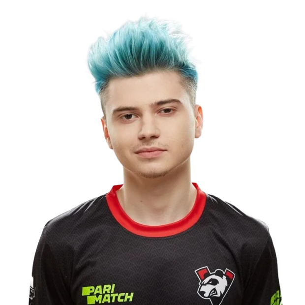 Роман "RAMZES" Кушнарев